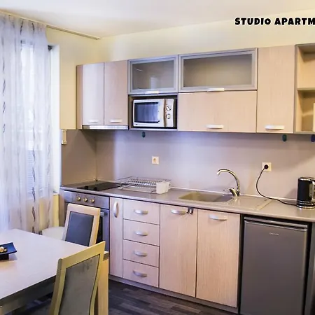 Yes Apartment *