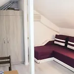 Yes * Várna