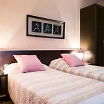Yes Apartman *